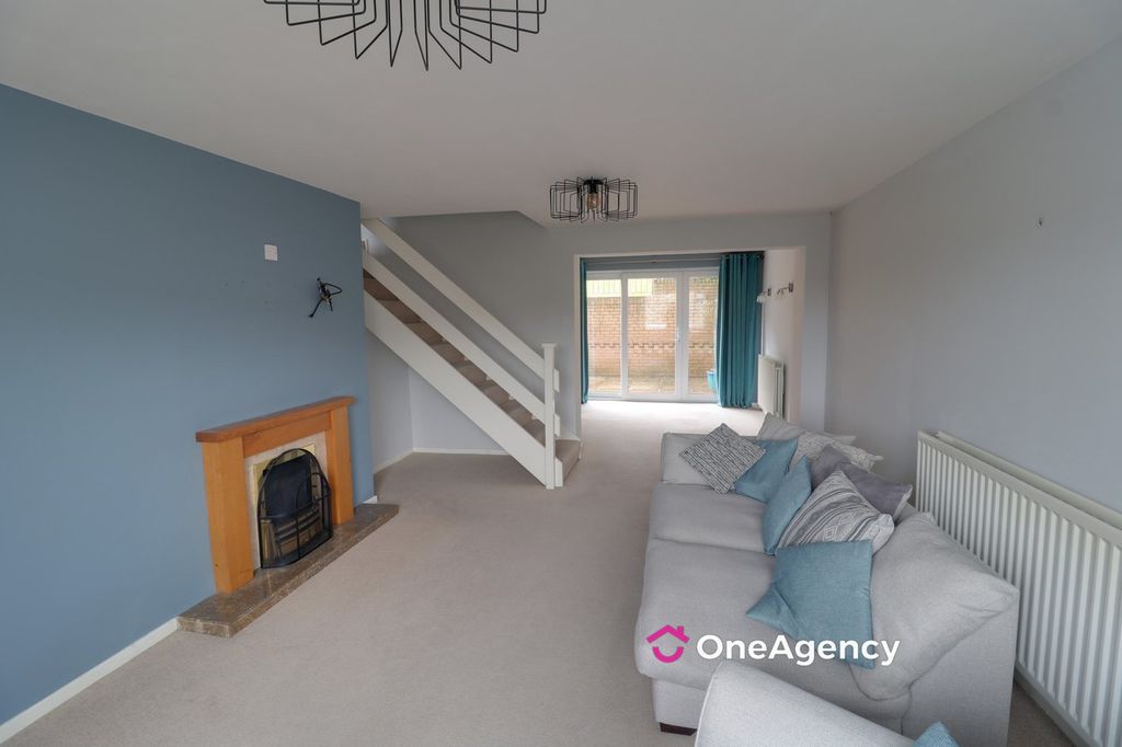 Property photo 3 of 22