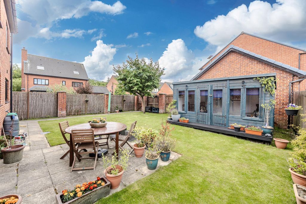 Property photo 3 of 41 Rear Garden
