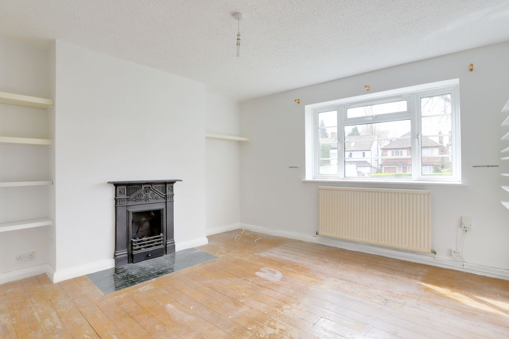 Property photo 2 of 6