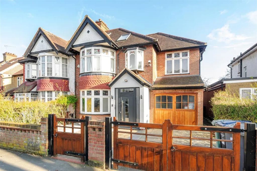 Property photo 1 of 15