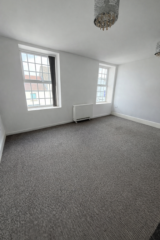 Property photo 3 of 3 98B1B65D-59B7-4A1B-Ad1D-5Cb7A785Fee5