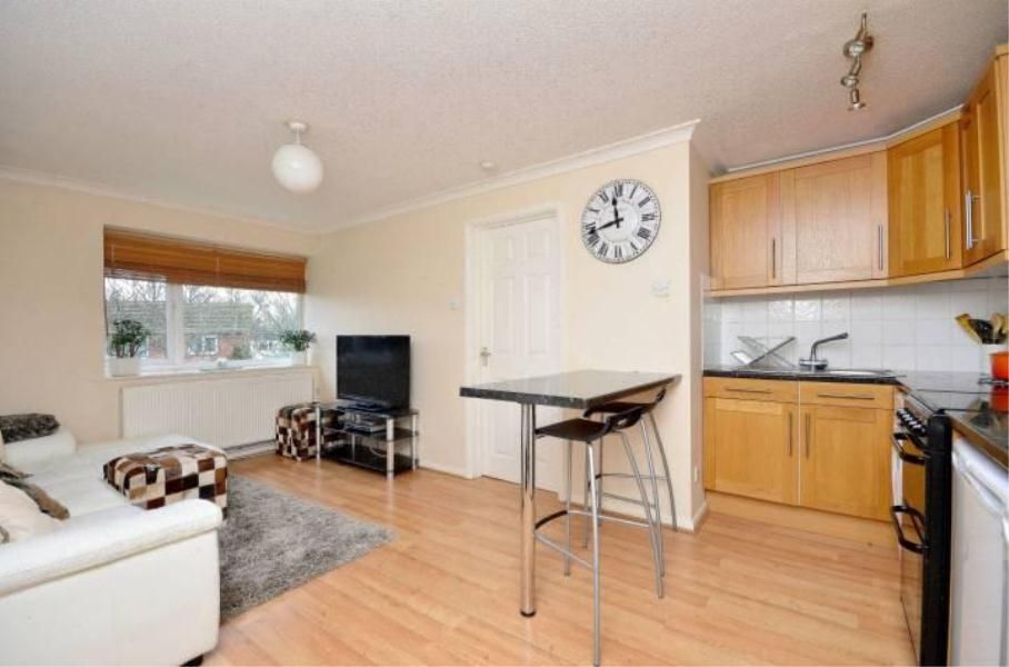 Property photo 3 of 5