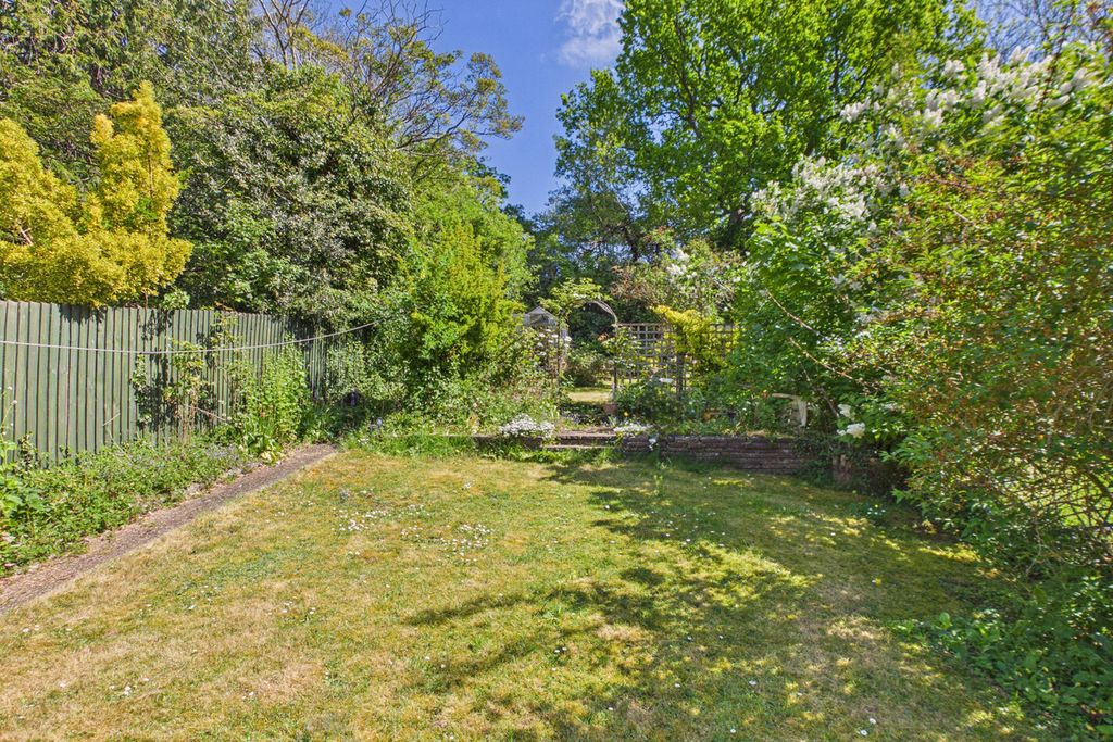 Property photo 2 of 24