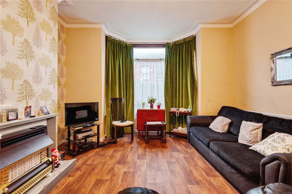 Property photo 3 of 17 Picture No. 03