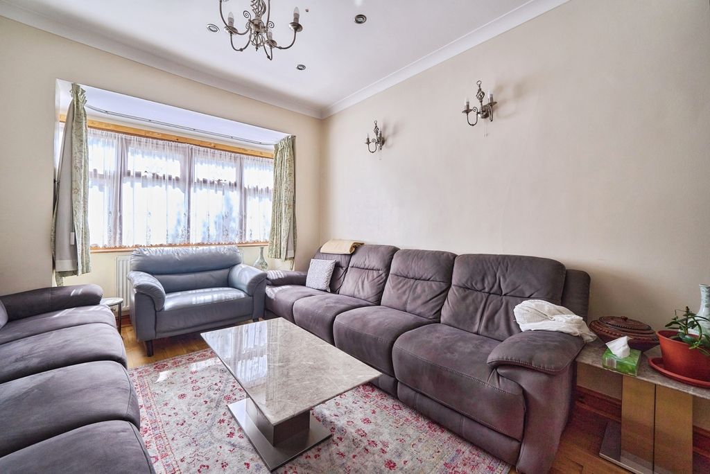 Property photo 2 of 23 Pbox-Img.Jpg