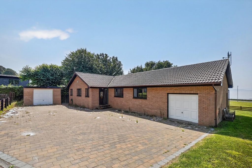 Property photo 2 of 28 4 Holmwood Court_ (1).Jpg