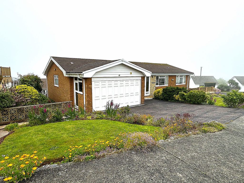 Property photo 1 of 31