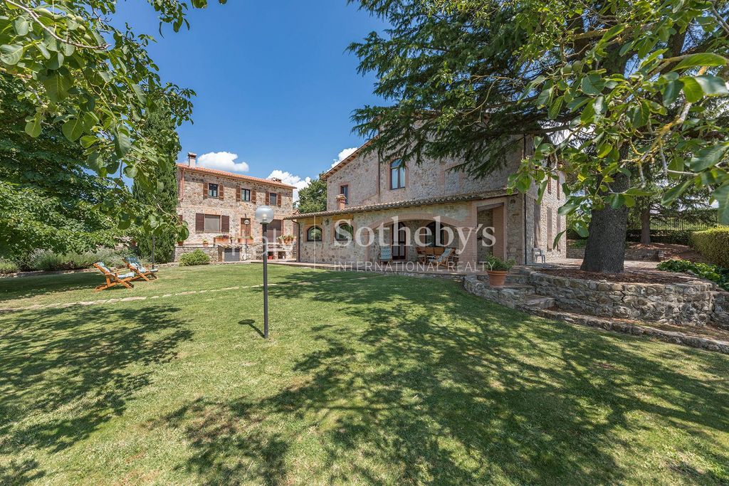 Property photo 3 of 31
