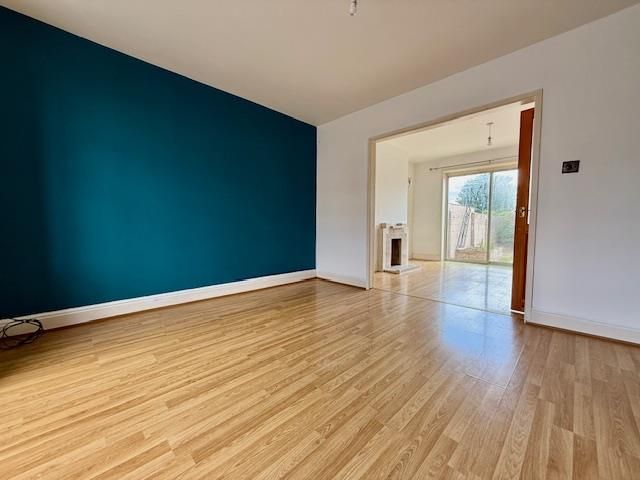 Property photo 2 of 14 Img_1385.Jpg