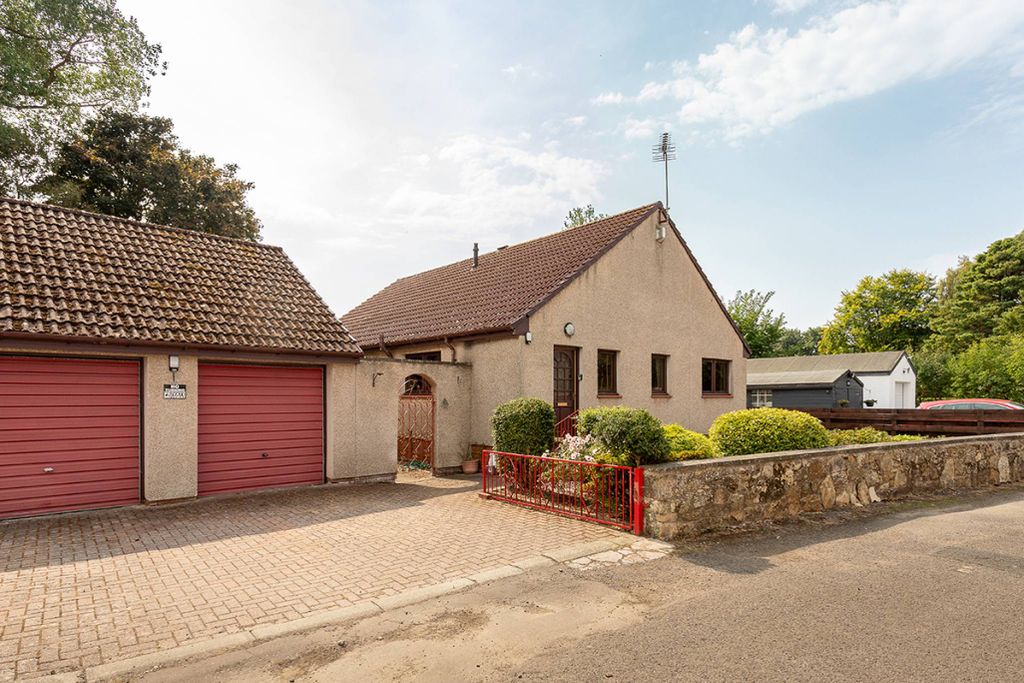 Property photo 1 of 24