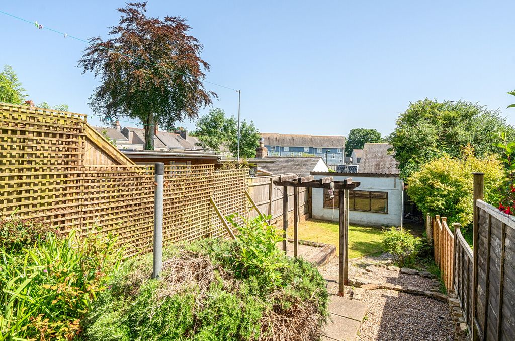 Property photo 3 of 17 3 Belmont Road