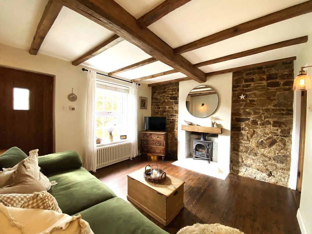 Property photo 2 of 18