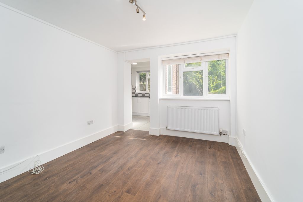 Property photo 2 of 9 Ndb09204-Edit