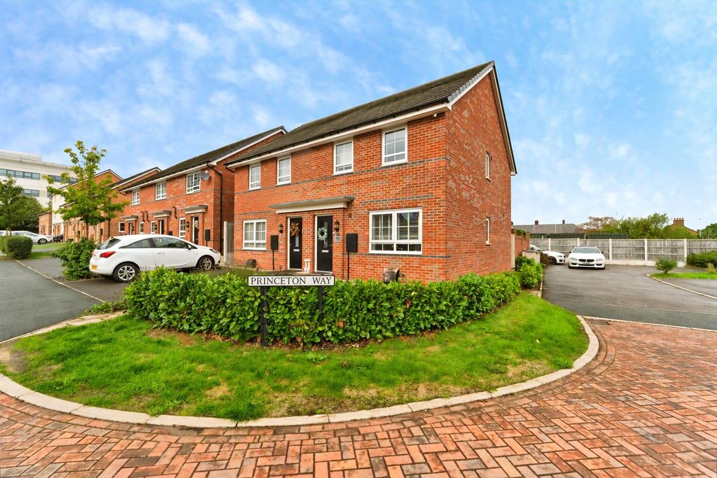 Property photo 1 of 17 Pbox-Img.Jpg