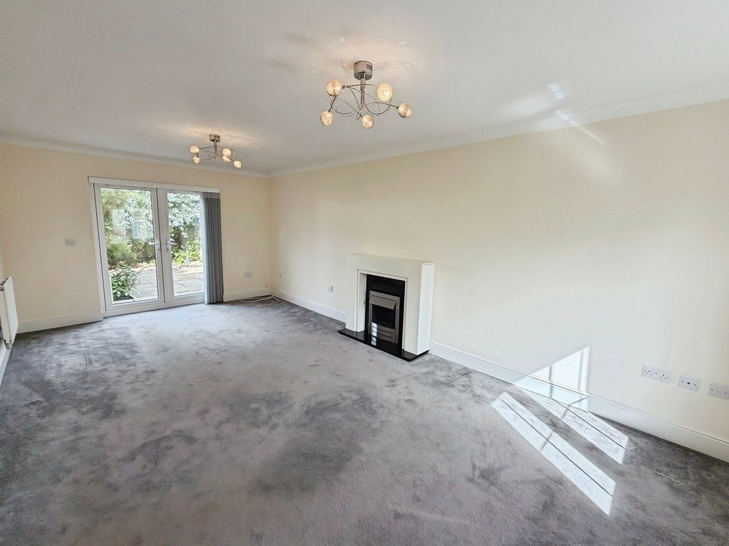 Property photo 3 of 29