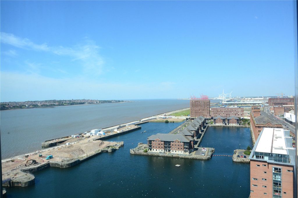 Property photo 2 of 17 Picture No. 09