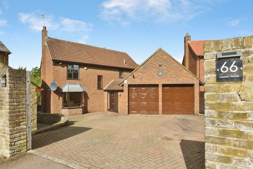Property photo 1 of 19