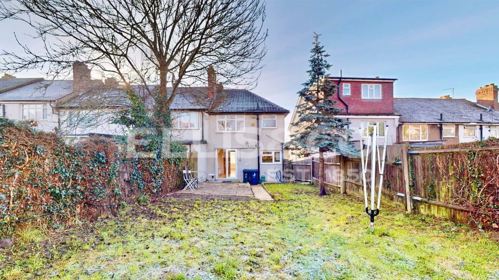 Property photo 2 of 17 Picture No. 19
