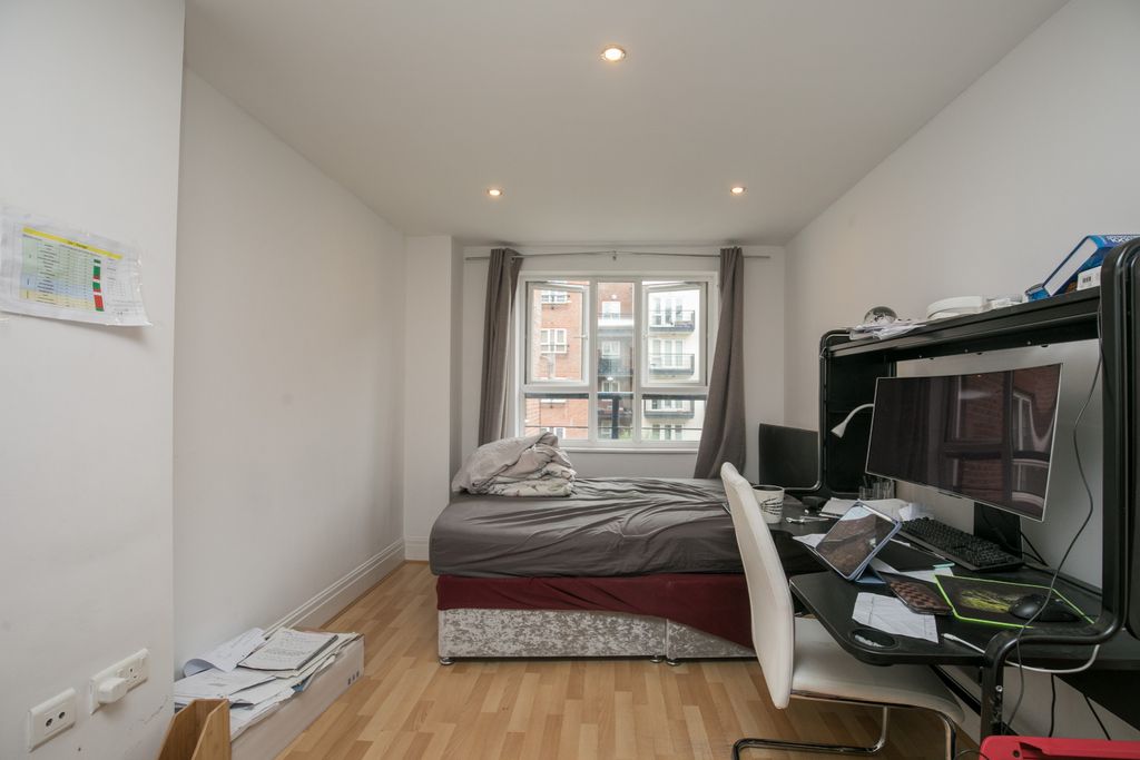 Property photo 3 of 24 Gallery