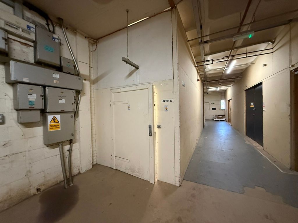 Property photo 2 of 6 Photo 18