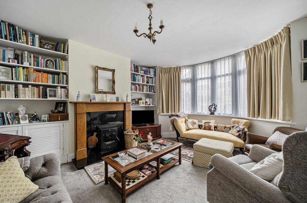 Property photo 2 of 20 1361012-10-68De63...