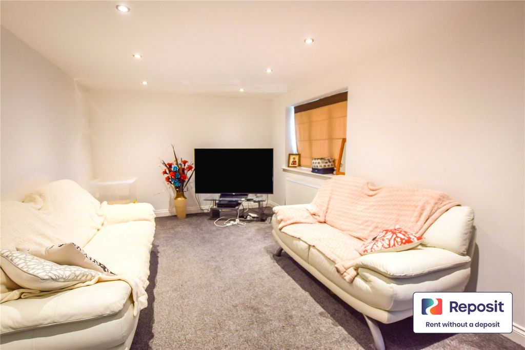 Property photo 2 of 11 Picture No. 20