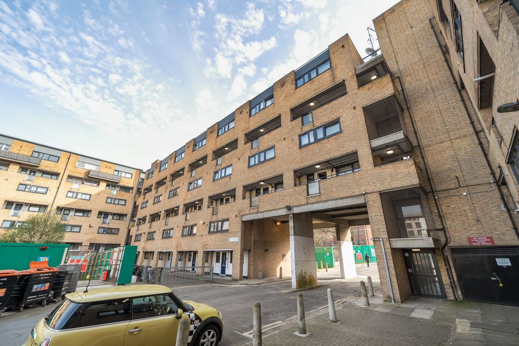 Property photo 1 of 19