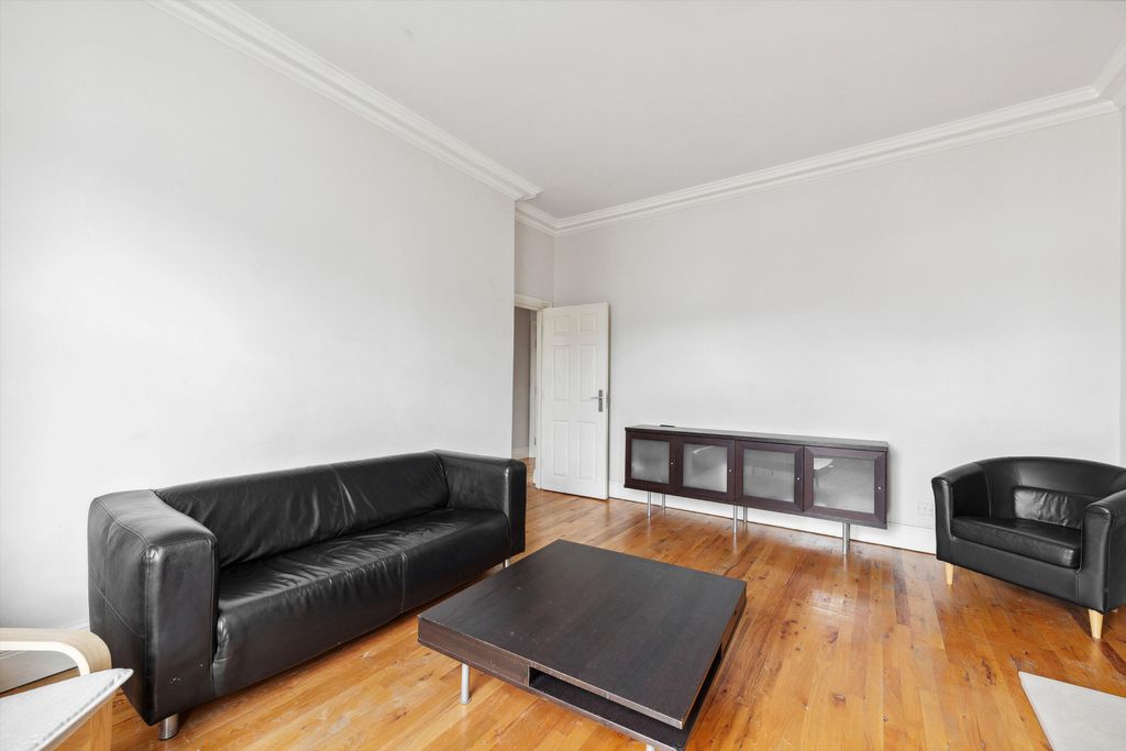 Property photo 2 of 11 Image