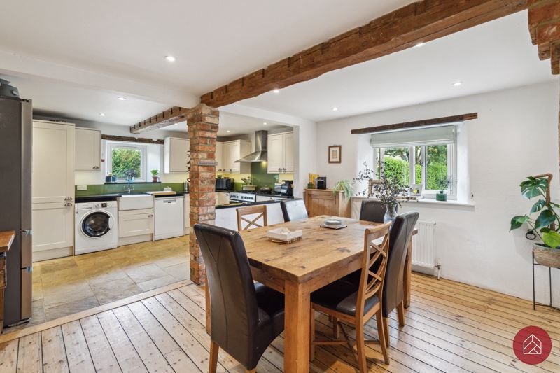 Property photo 2 of 35 Photo 8