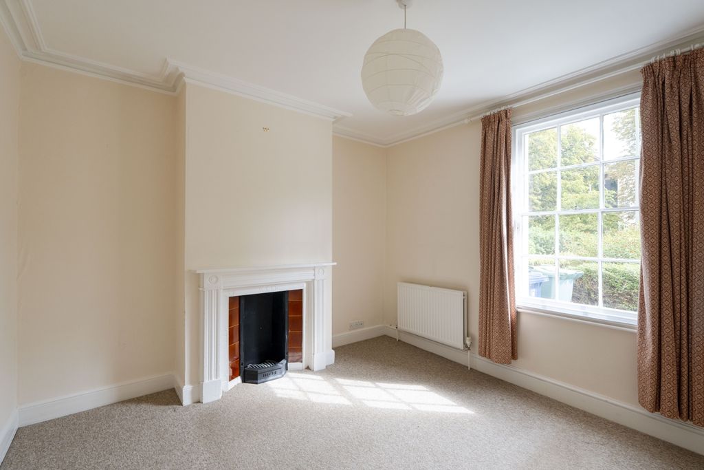 Property photo 2 of 15 Reception