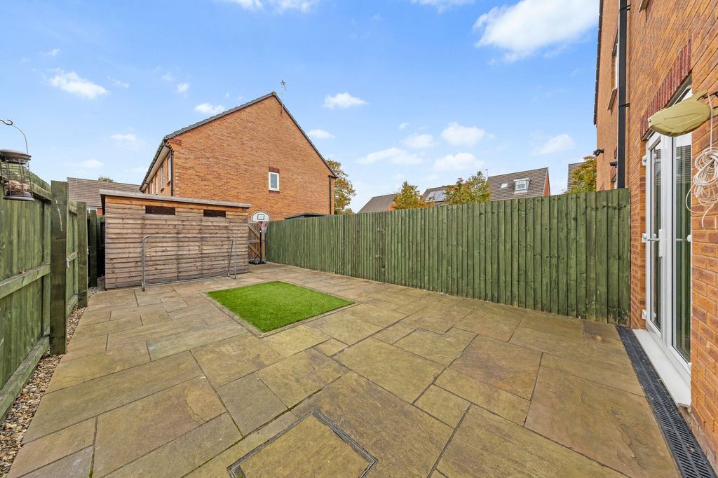 Property photo 3 of 19