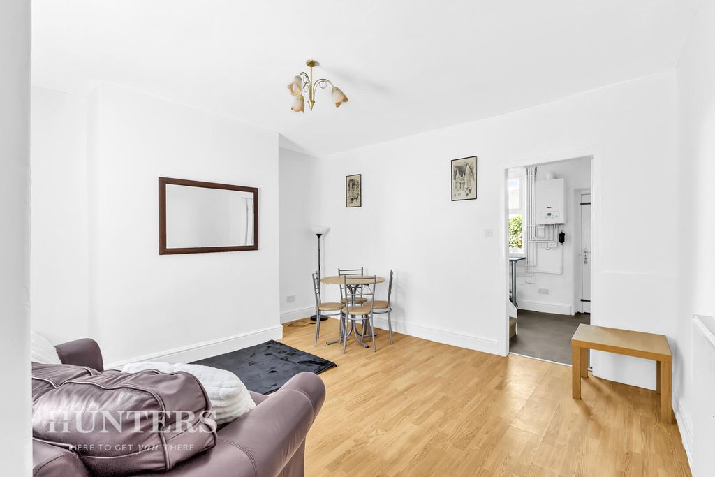 Property photo 3 of 14 Living Room