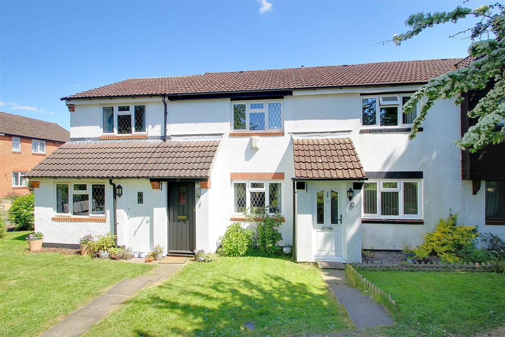 Property photo 1 of 17