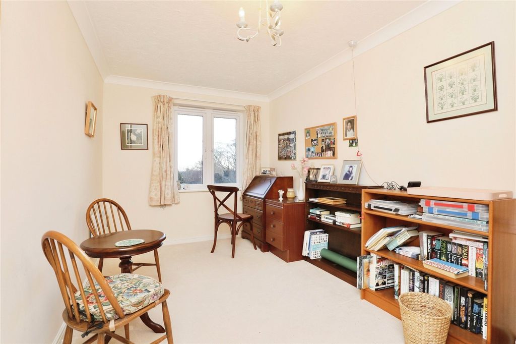 Property photo 3 of 18 Picture No. 16