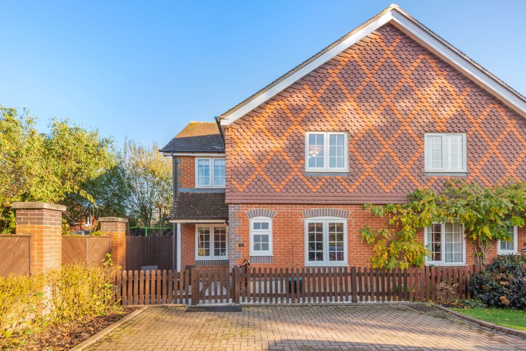 Property photo 1 of 34 Photo 9