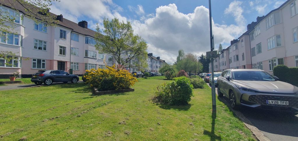 Property photo 2 of 6