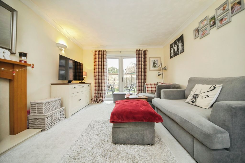 Property photo 2 of 15