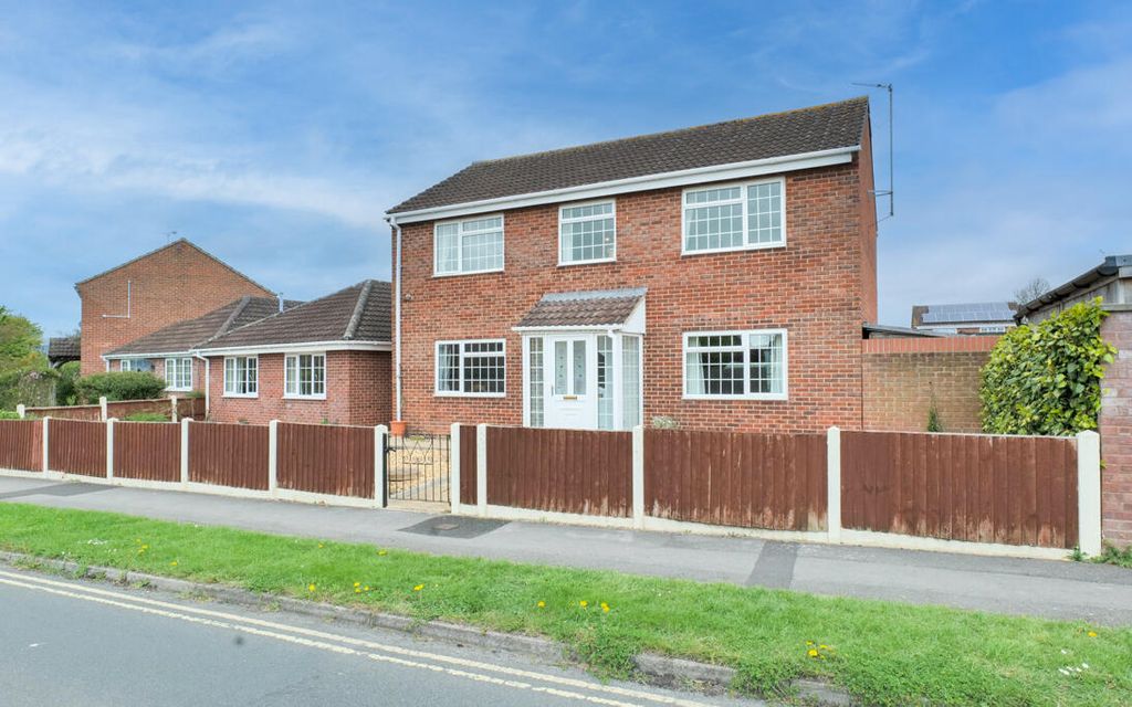 Property photo 1 of 27 P1070540-Edit.Jpg