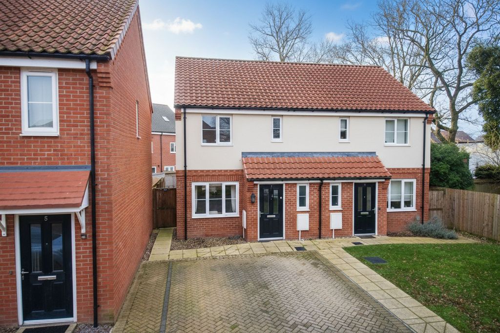 Property photo 1 of 22