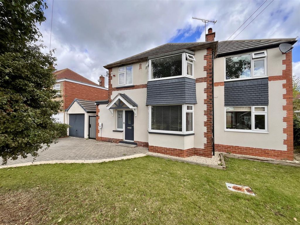 Property photo 1 of 34
