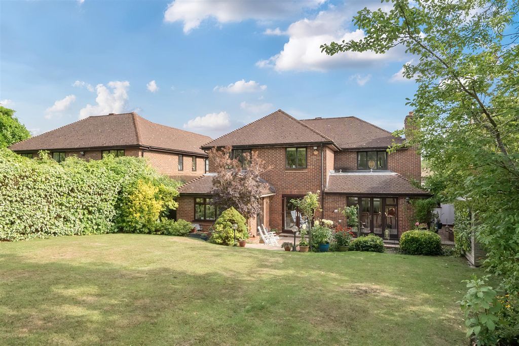 Property photo 3 of 23 Enterior Rear: