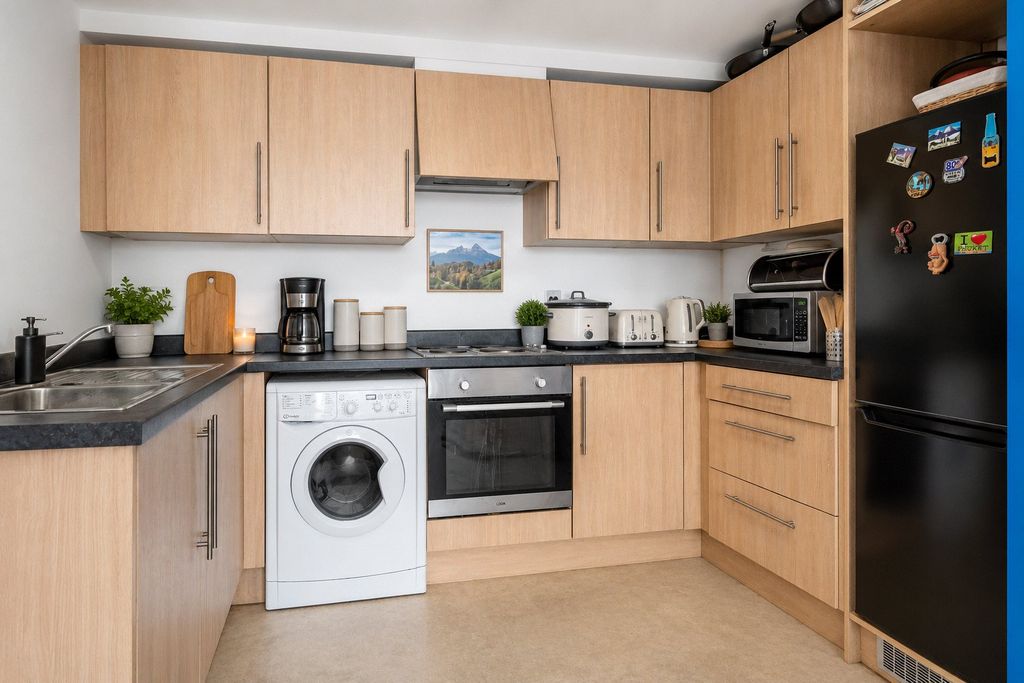 Property photo 2 of 7 Picture No. 04
