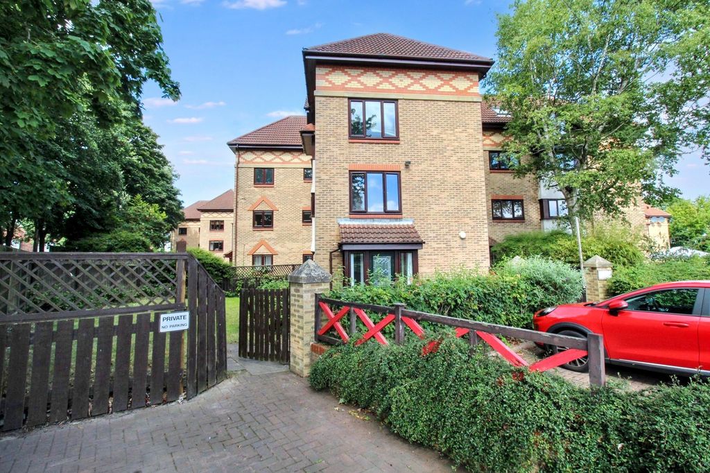 Property photo 1 of 7