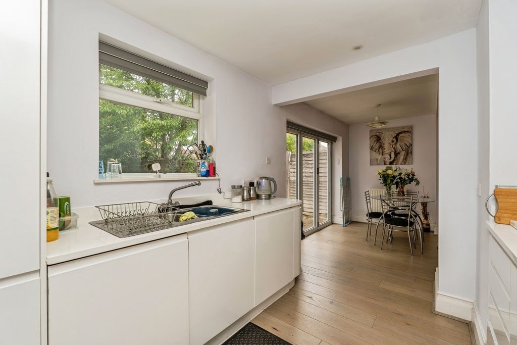 Property photo 2 of 17 Photo