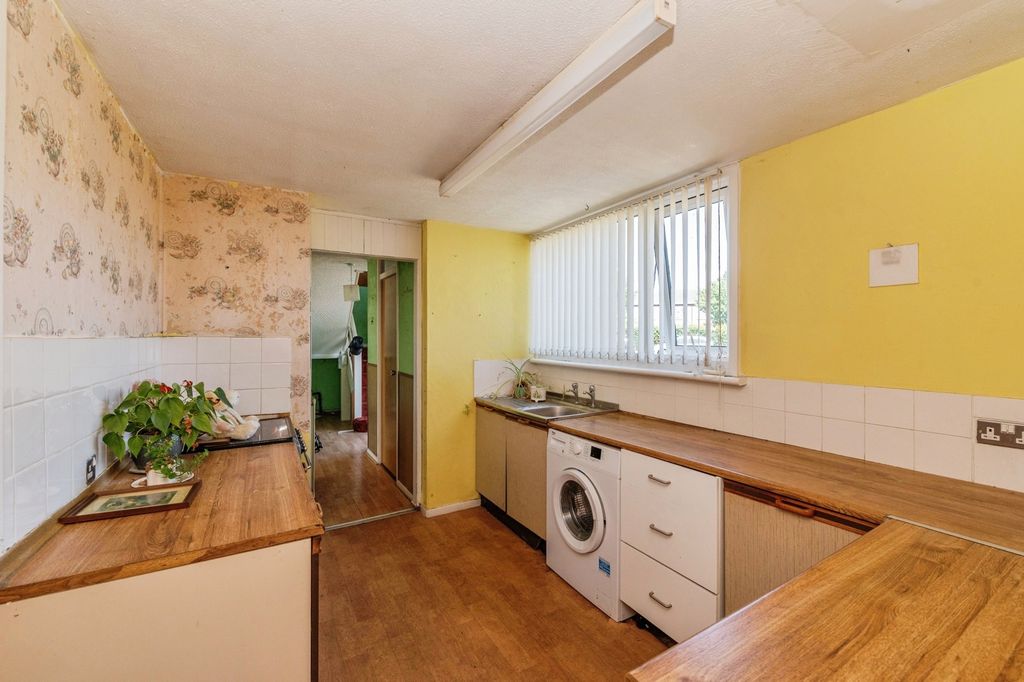 Property photo 3 of 20 Pbox-Img.Jpg