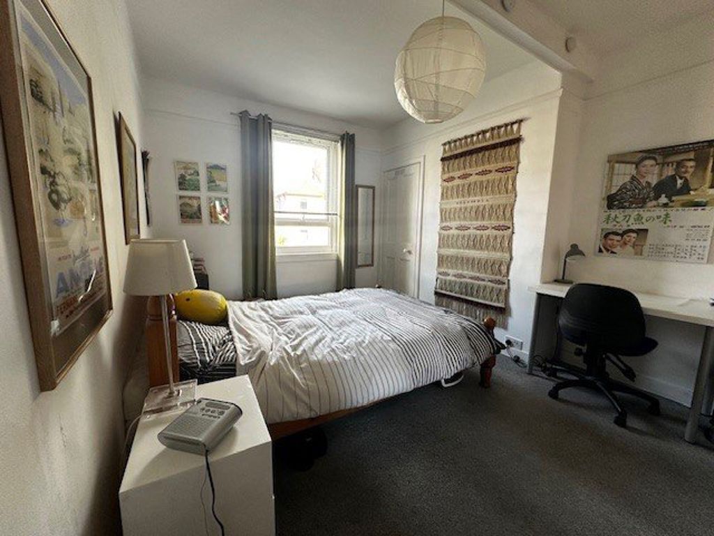 Property photo 3 of 4