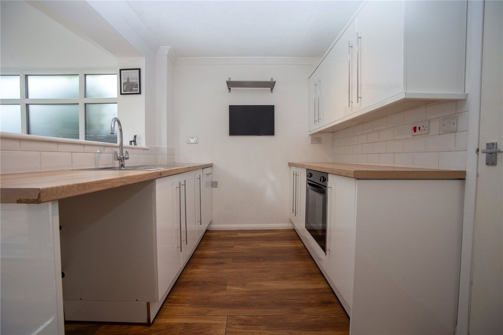 Property photo 2 of 15 Picture No. 02