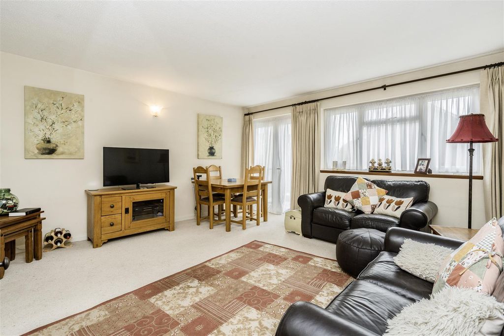 Property photo 3 of 12 Davidson Frost-Wellings, Dwf, Harriet Way, Living
