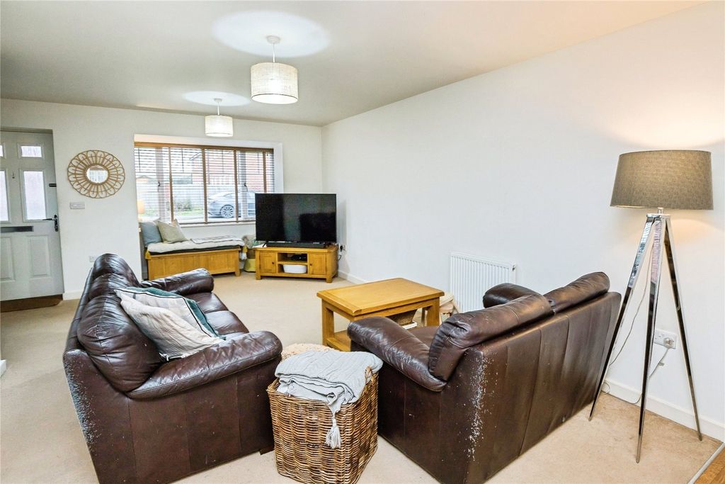 Property photo 2 of 14 Living Area