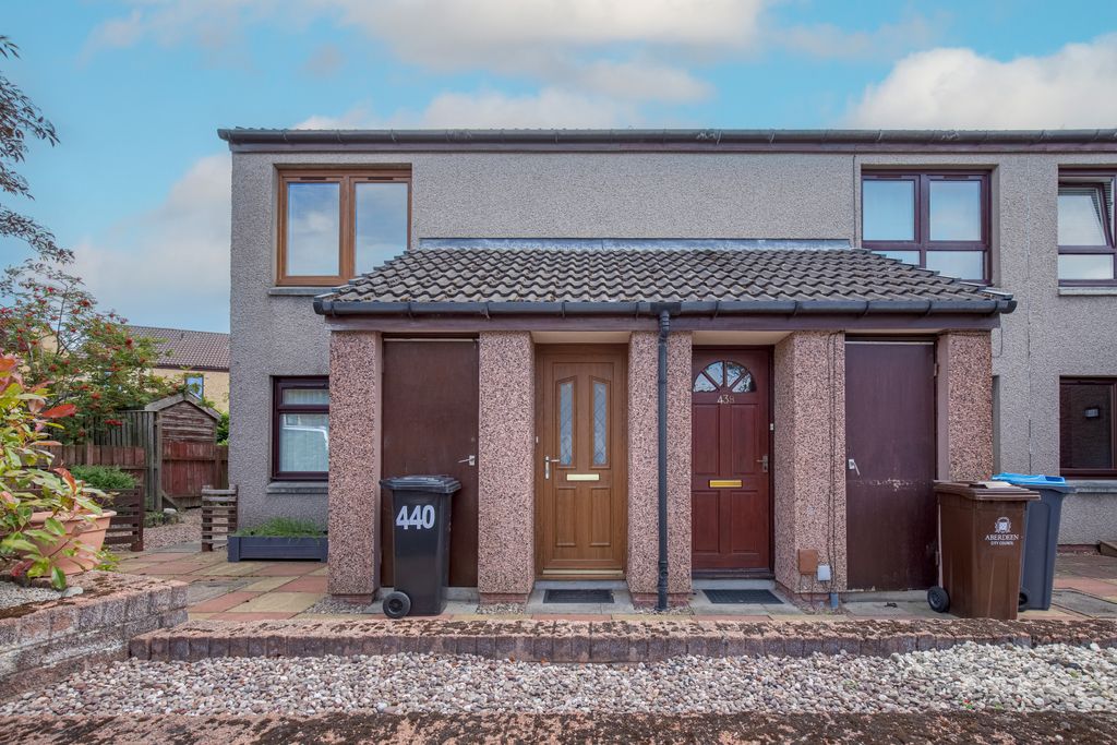 Property photo 1 of 11 Exterior